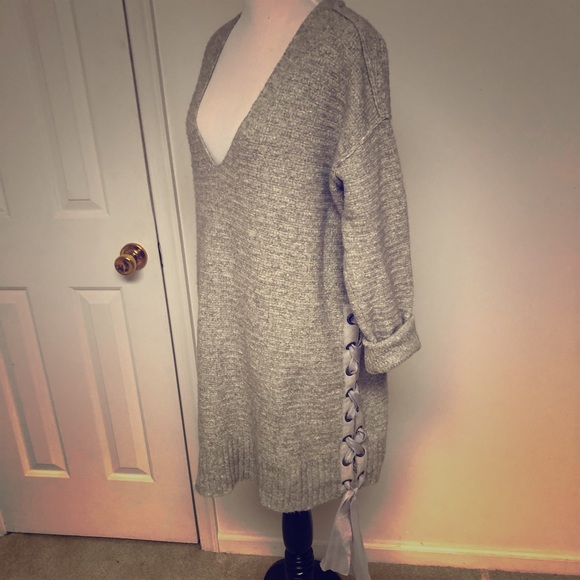 Free People Sweaters - Free People Grey Sweater with Ribbon Detail SZ SM